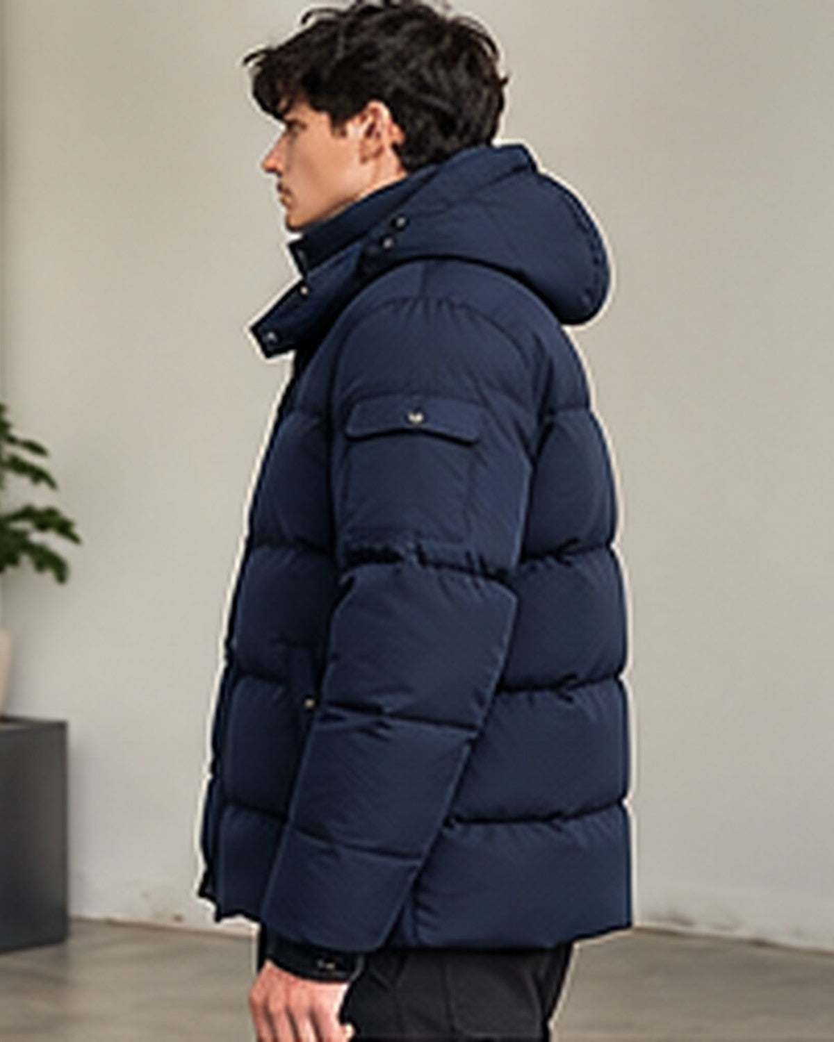 Doudoune à capuche matelassée homme Bleu marine – vue de profil