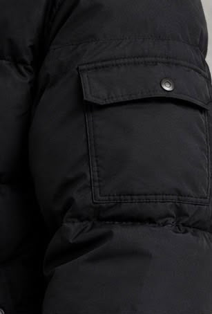 Doudoune à Capuche Matelassée – Noir